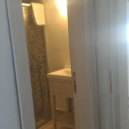 Iz Birak Butik Marina * بودروم