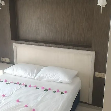 فندق Iz Birak Butik Marina