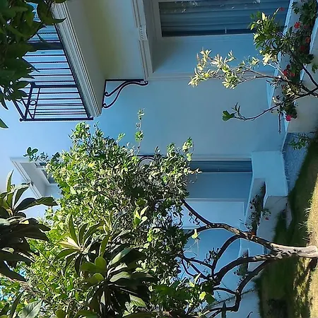 Iz Birak Butik Marina * بودروم